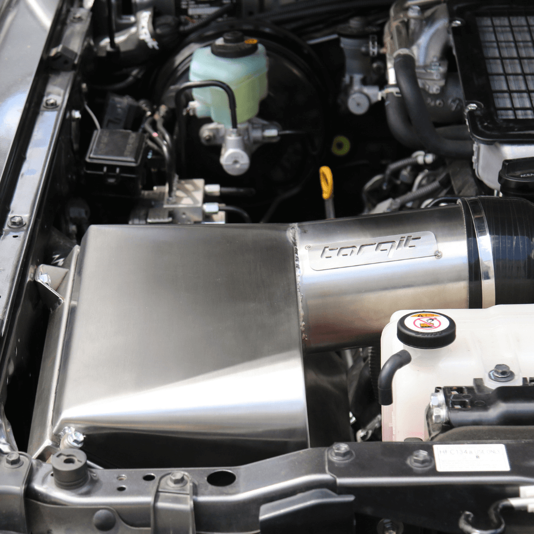 Torqit 79 SERIES 4.5L V8 TD DUAL CAB DPF 08/2016-ON STAINLESS STEEL AIRBOX WITH MATTE BLACK POWDER COATING