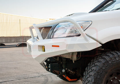 Toyota Hilux N70 11-15 Ambush Customer Painted Triple Hoop Bar, Pre-Runner Infill (2" Body Lift), Splash Guards, Standard Black Fairlead